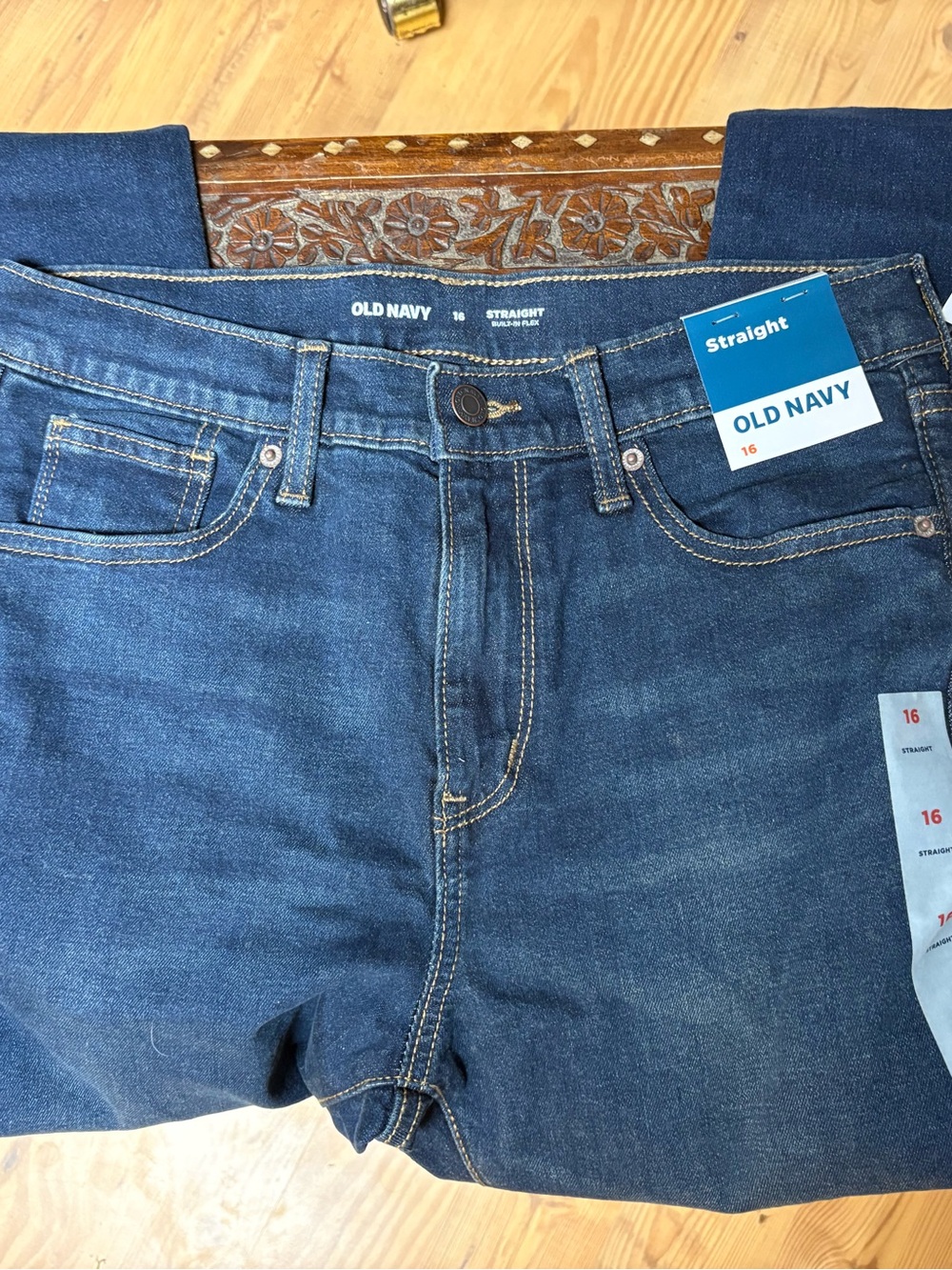 Boys old navy straight leg built in flex size 16, new with tags